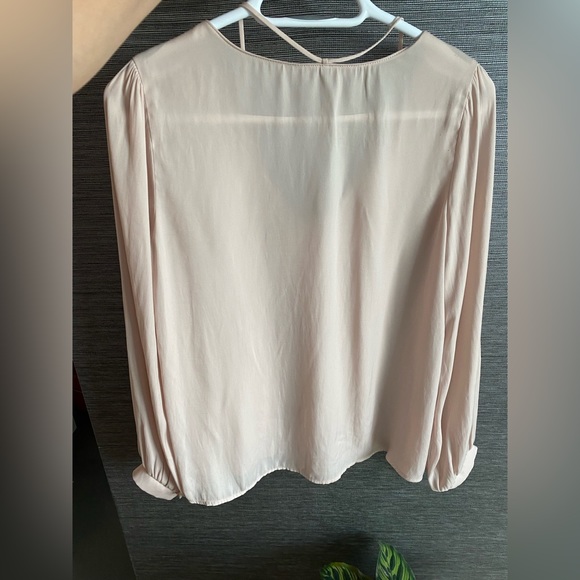 ASTR the Label cream blouse - Picture 4 of 4